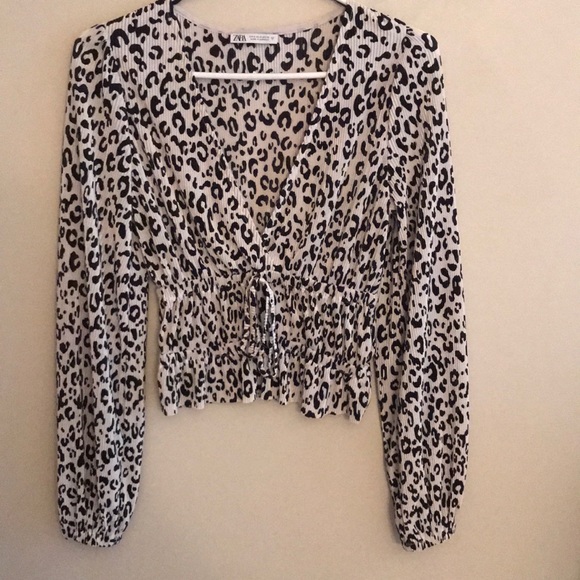 Zara Leopard Blouse - Picture 2 of 6